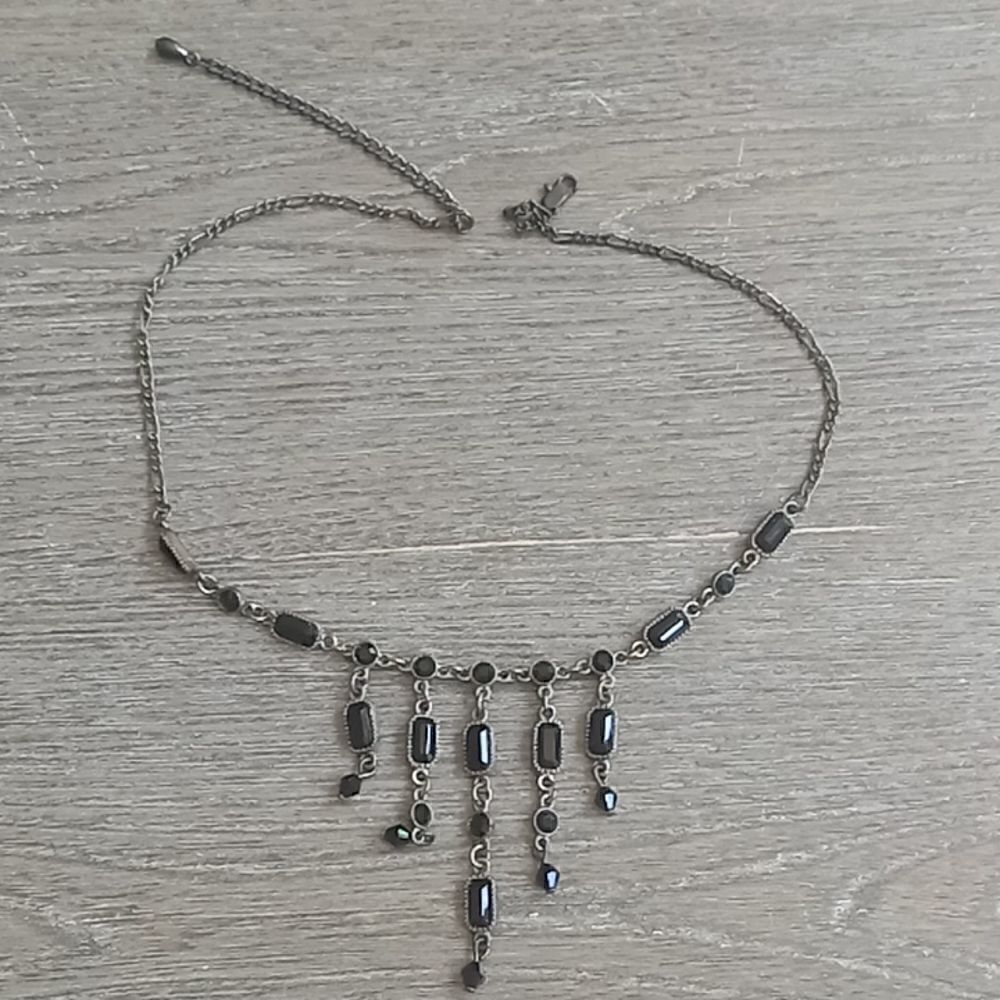 Teardrop detail Necklace  